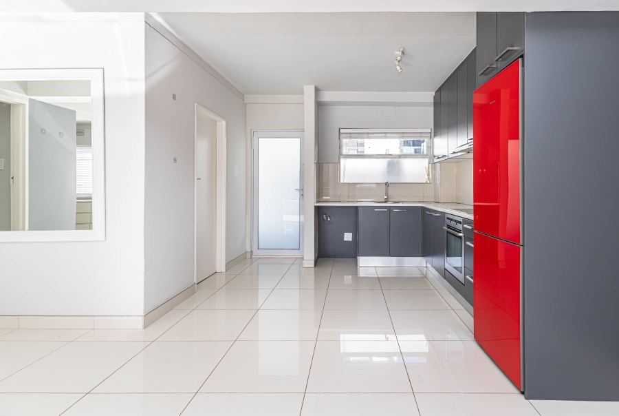 To Let 2 Bedroom Property for Rent in Sea Point Western Cape